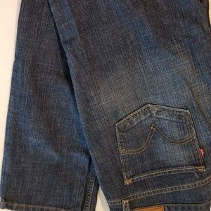 Levi jeans